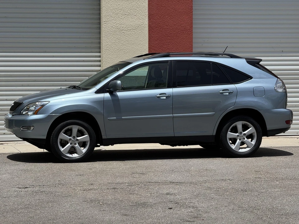 2005 Lexus RX 2nd Gen - Image 4 of 31