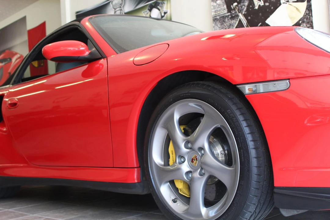 2005 Porsche 996 Turbo - Image 26 of 31