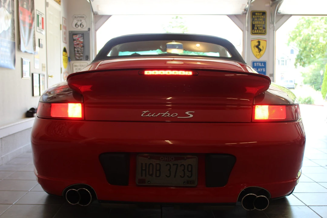 2005 Porsche 996 Turbo - Image 16 of 31