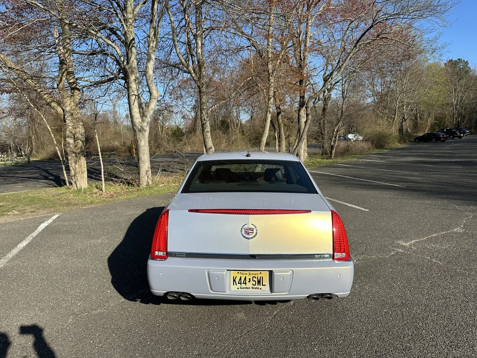 2006 Cadillac DTS - Image 15 of 31