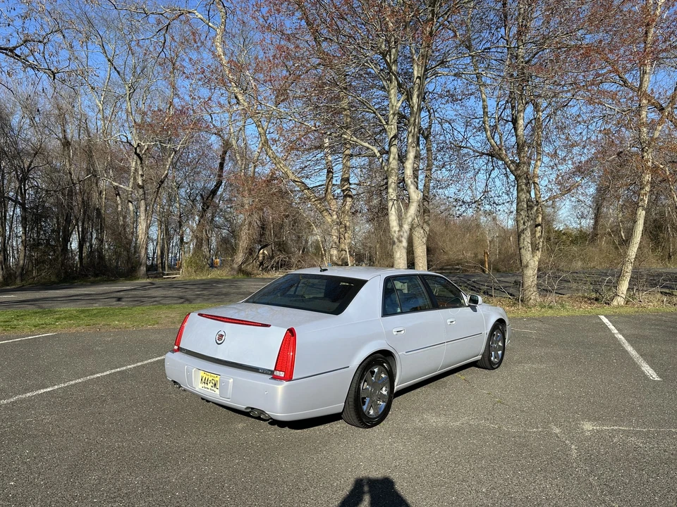 2006 Cadillac DTS - Image 14 of 31