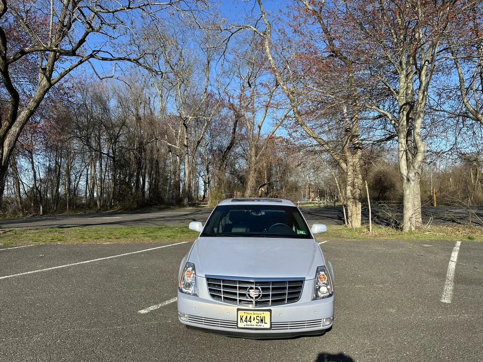 2006 Cadillac DTS - Image 5 of 31