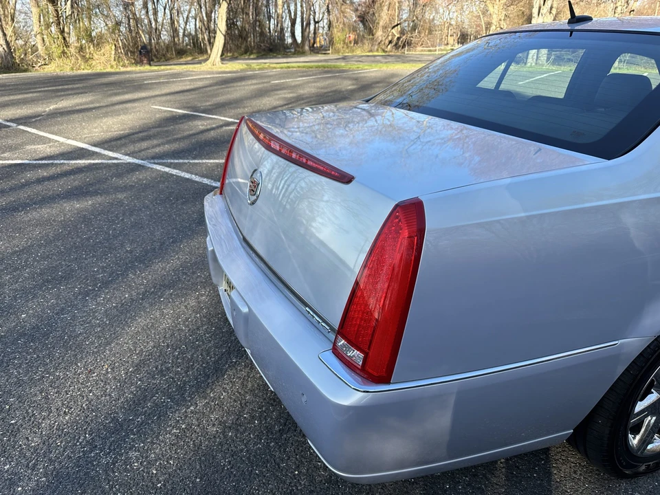 2006 Cadillac DTS - Image 31 of 31
