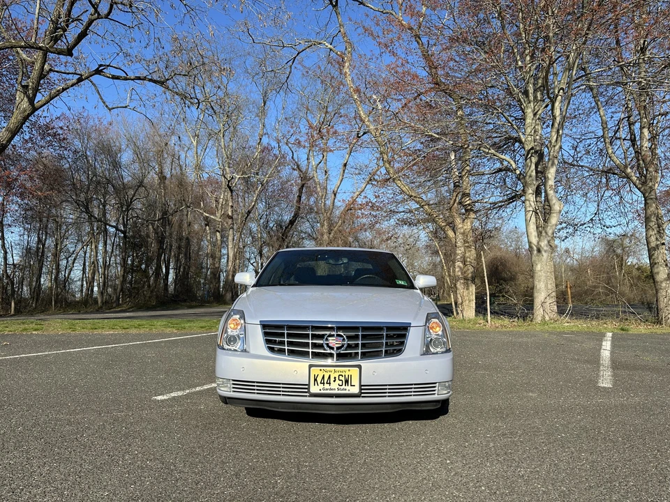 2006 Cadillac DTS - Image 4 of 31