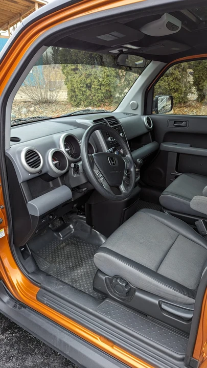 2006 Honda Element - Image 28 of 31