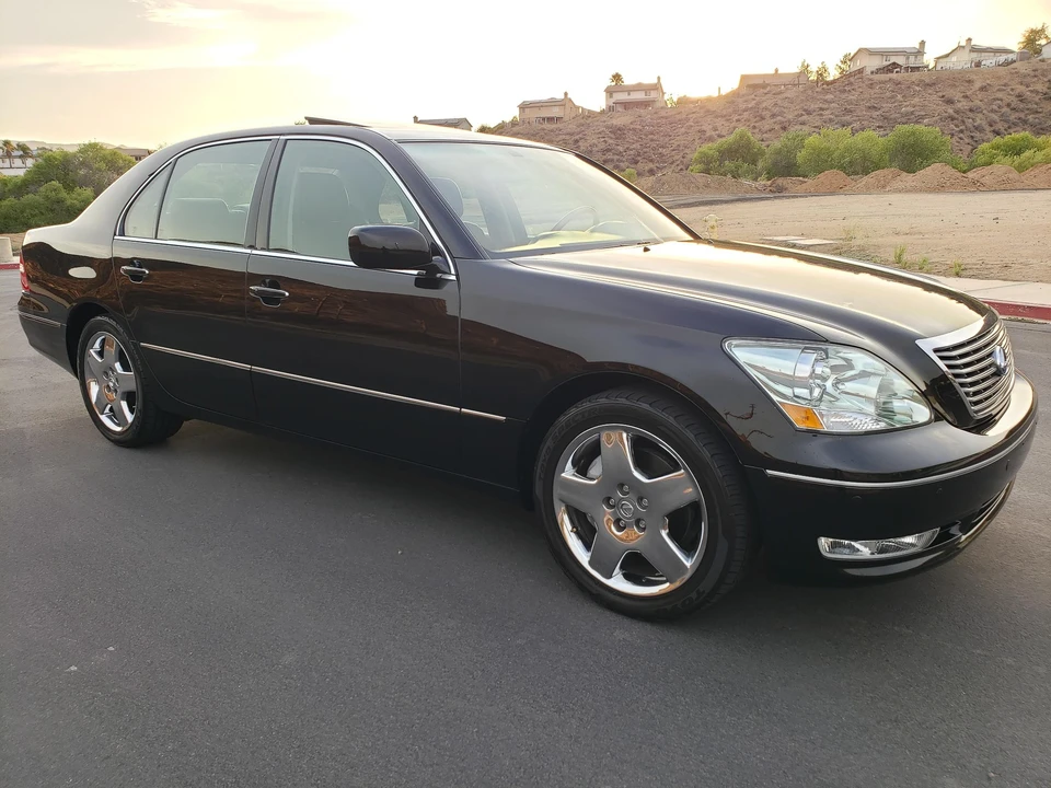 2006 Lexus LS 3rd Gen - Image 25 of 31