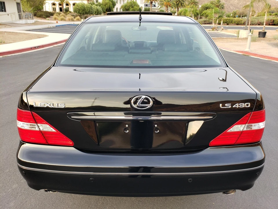 2006 Lexus LS 3rd Gen - Image 27 of 31