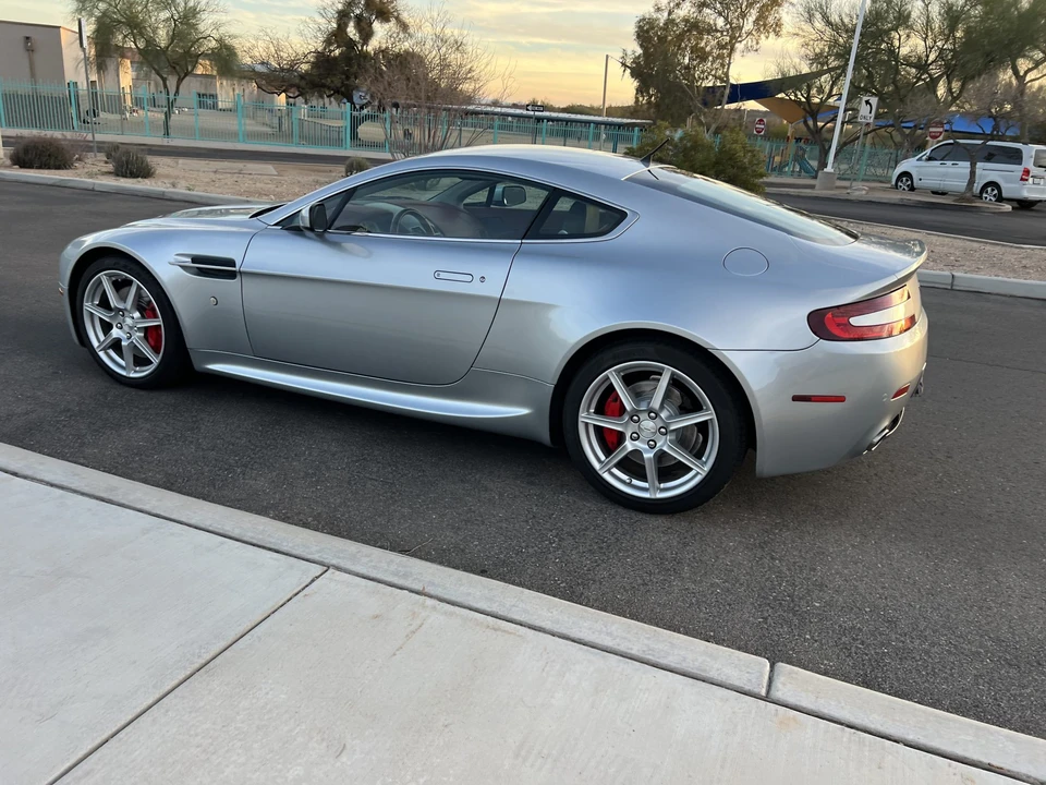 2007 Aston Martin V8 Vantage (2006-2017) - Image 10 of 31
