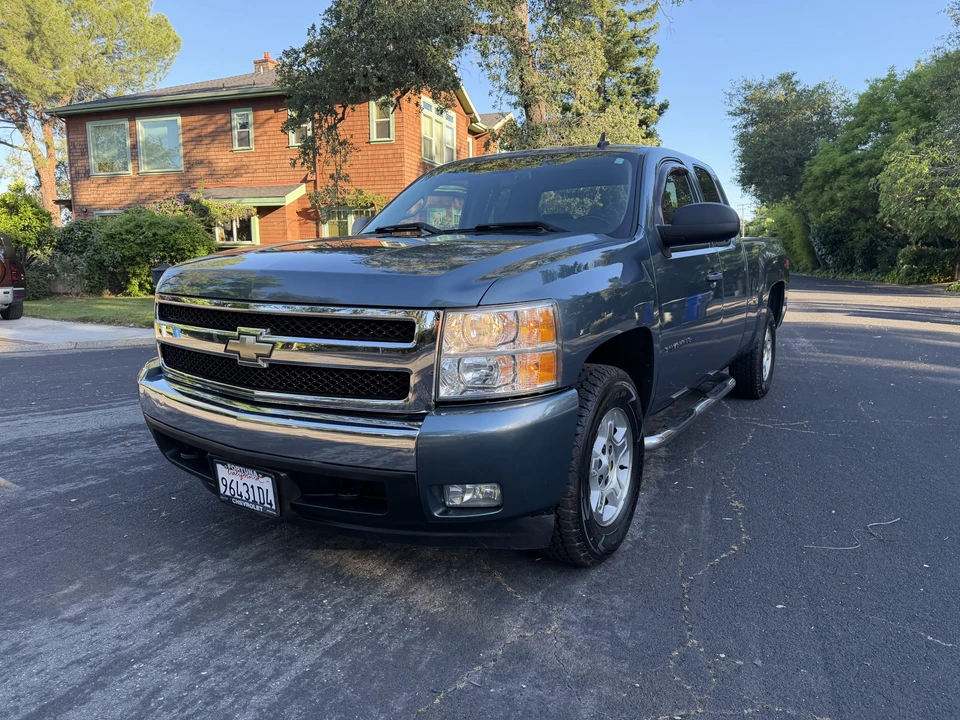 2007 Chevrolet Silverado 2nd Gen - Image 5 of 31