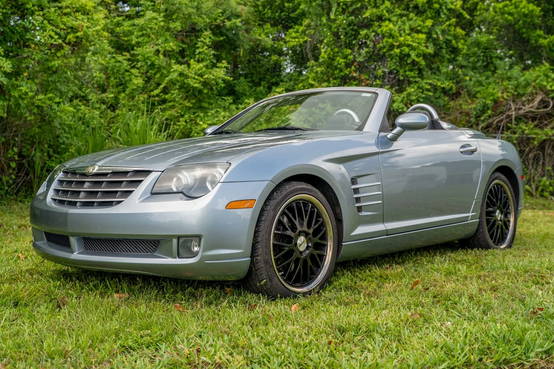 2007 Chrysler Crossfire - Image 2 of 31