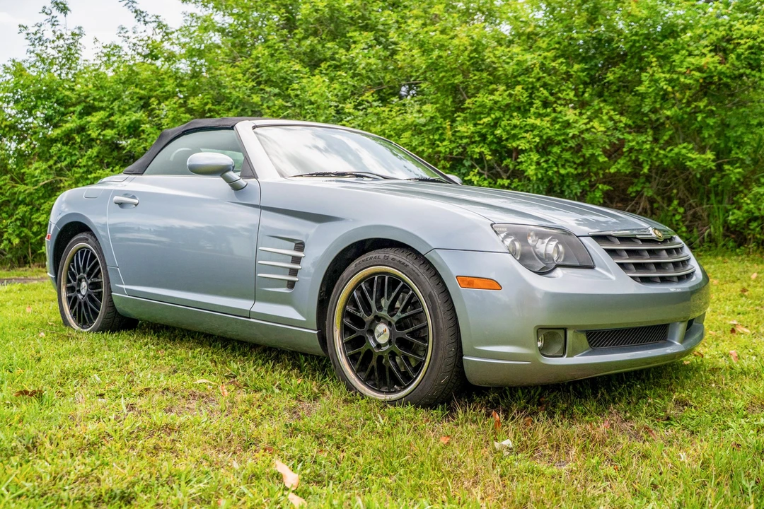 2007 Chrysler Crossfire - Image 12 of 31