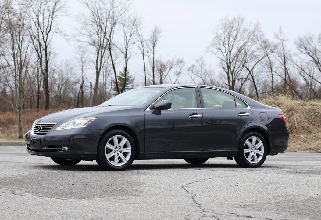 2007 Lexus ES 5th Gen - Image 4 of 31