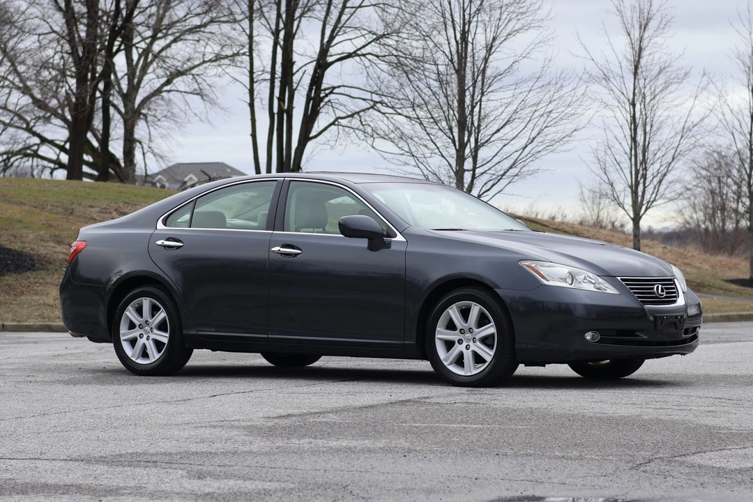 2007 Lexus ES 5th Gen - Image 13 of 31