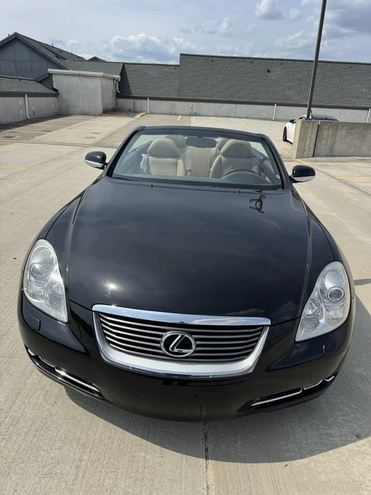 2007 Lexus SC430 - Image 2 of 31