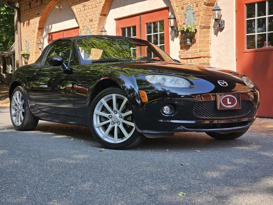 2007 Mazda NC MX-5 Miata - Image 13 of 31