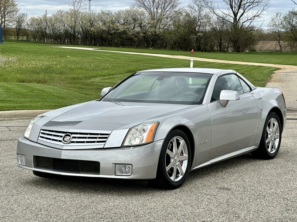 2008 Cadillac XLR - Image 4 of 31