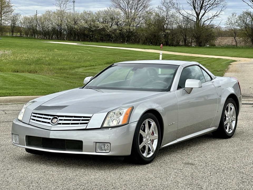 2008 Cadillac XLR - Image 6 of 31