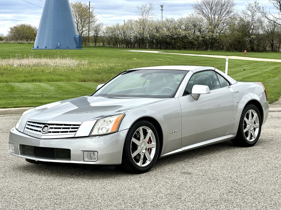 2008 Cadillac XLR - Image 7 of 31