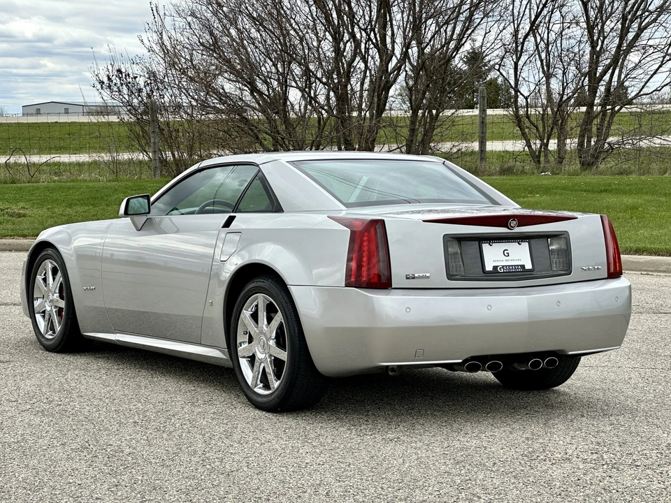 2008 Cadillac XLR - Image 19 of 31