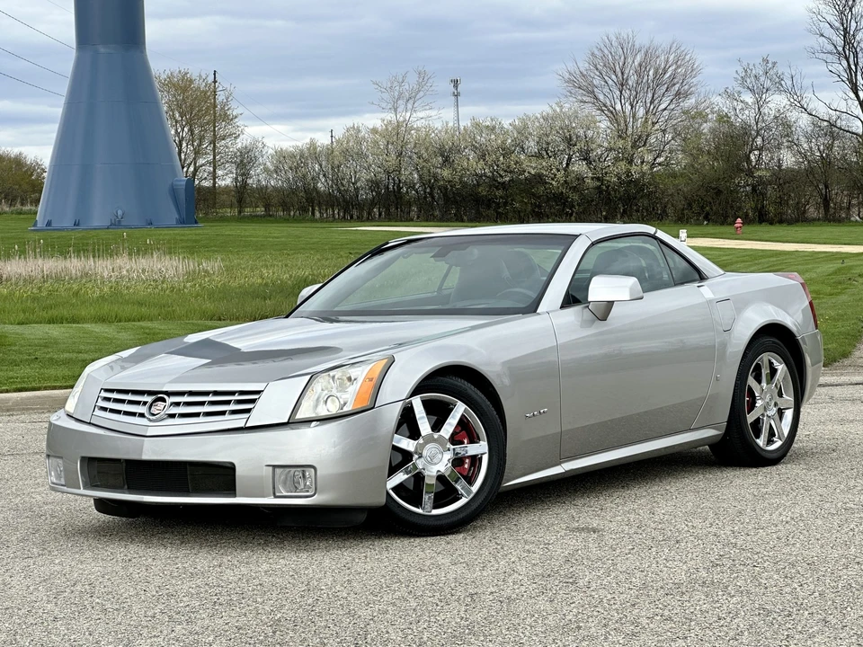 2008 Cadillac XLR - Image 13 of 31