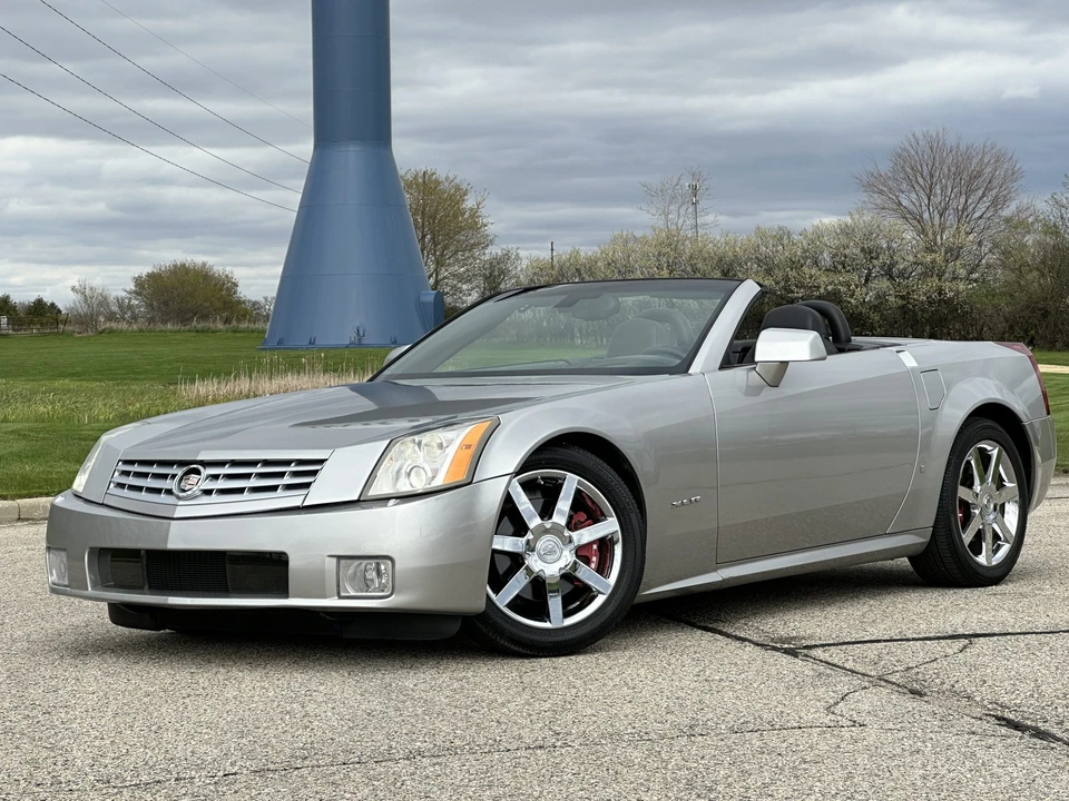 2008 Cadillac XLR - Image 30 of 31