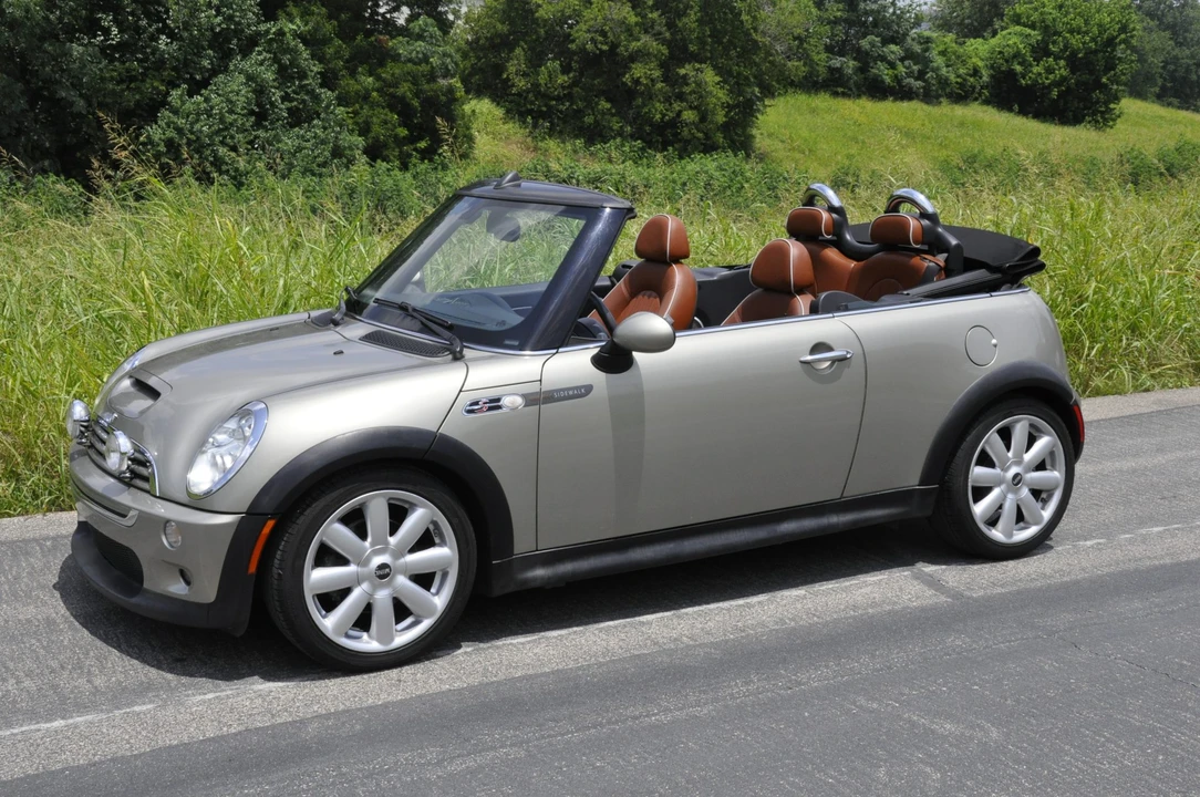 2008 Mini Mini 1st Gen - Image 2 of 31