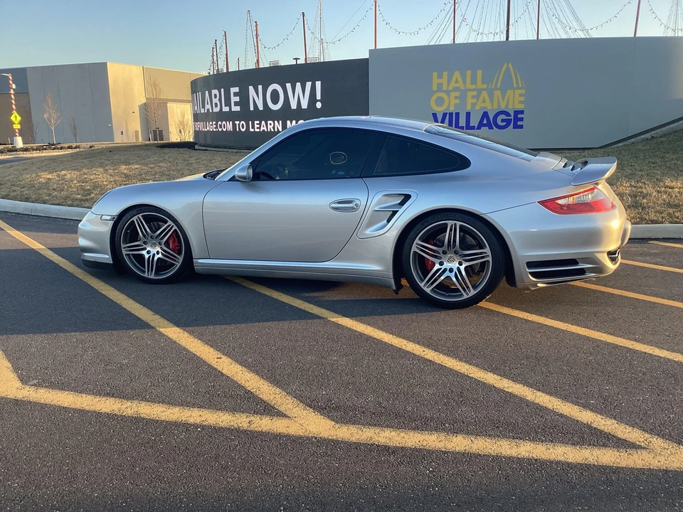 2008 Porsche 997 Turbo - Image 9 of 31
