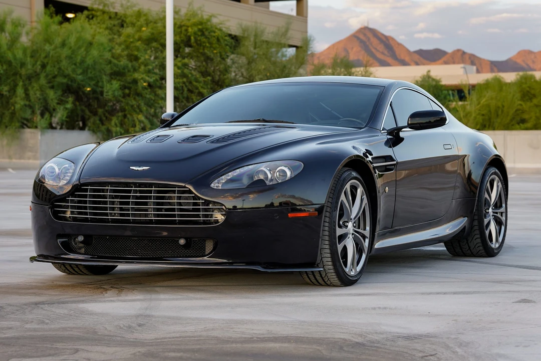 2009 Aston Martin V8 Vantage (2006-2017) - Image 1 of 31