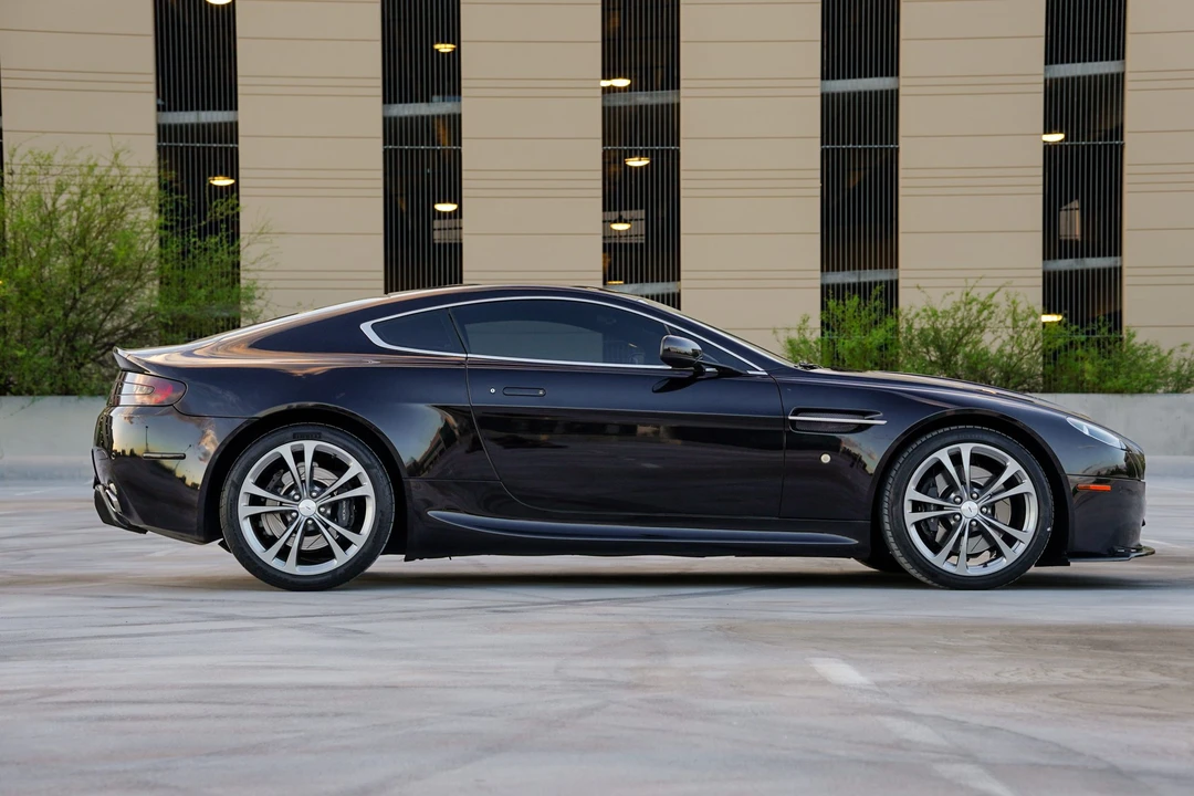 2009 Aston Martin V8 Vantage (2006-2017) - Image 7 of 31