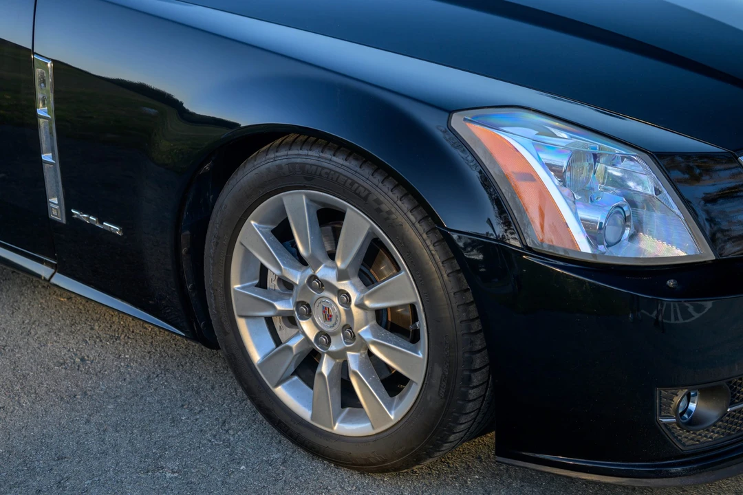 2009 Cadillac XLR - Image 28 of 31