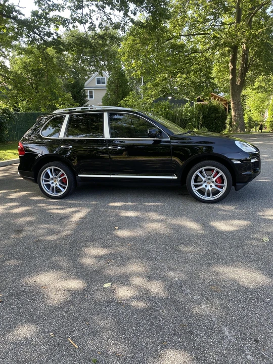 2009 Porsche 955/957 Cayenne Turbo - Image 10 of 31