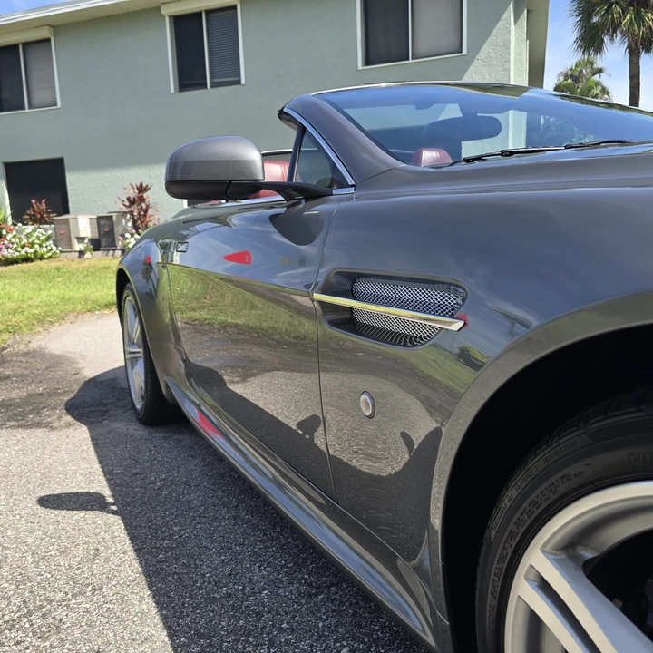 2010 Aston Martin V8 Vantage (2006-2017) - Image 31 of 31