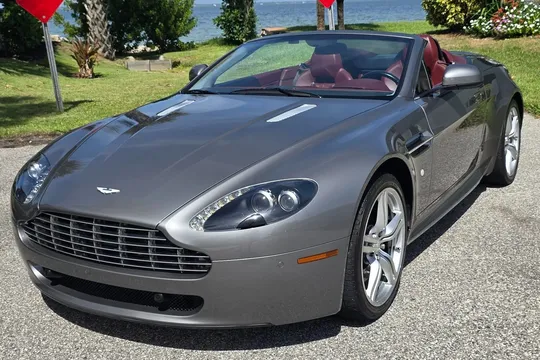 Aston Martin Vantage