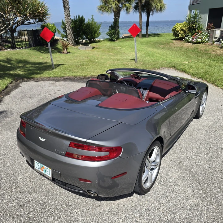 2010 Aston Martin V8 Vantage (2006-2017) - Image 12 of 31