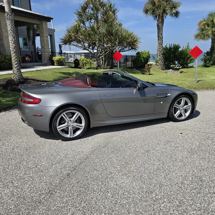 2010 Aston Martin V8 Vantage (2006-2017) - Image 14 of 31