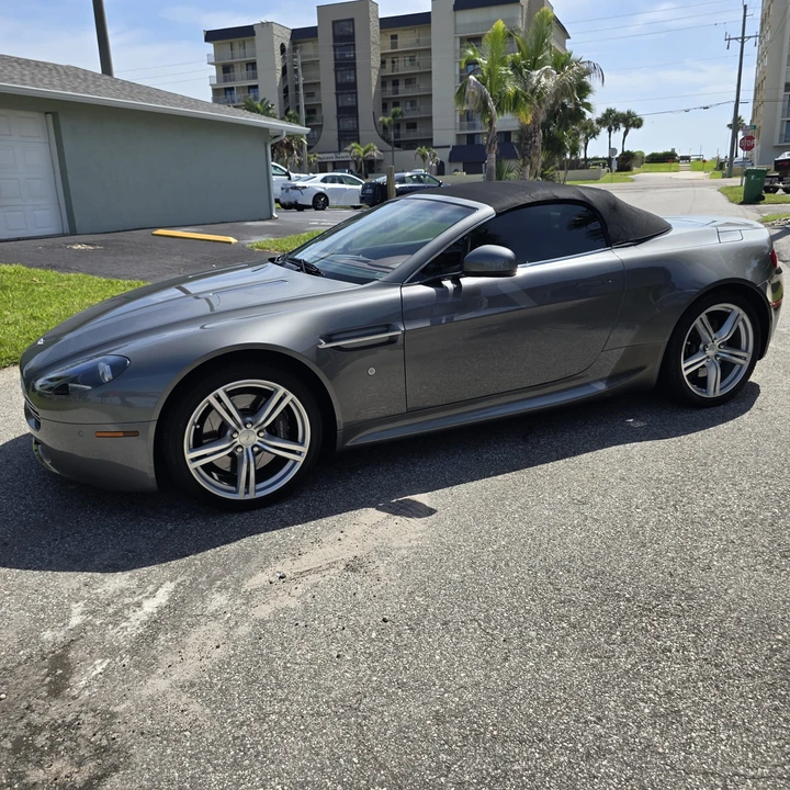 2010 Aston Martin V8 Vantage (2006-2017) - Image 23 of 31