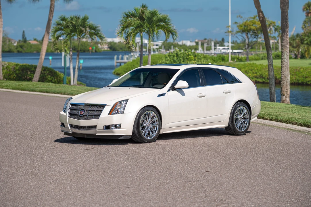 2010 Cadillac CTS-V 2nd Gen - Image 10 of 31