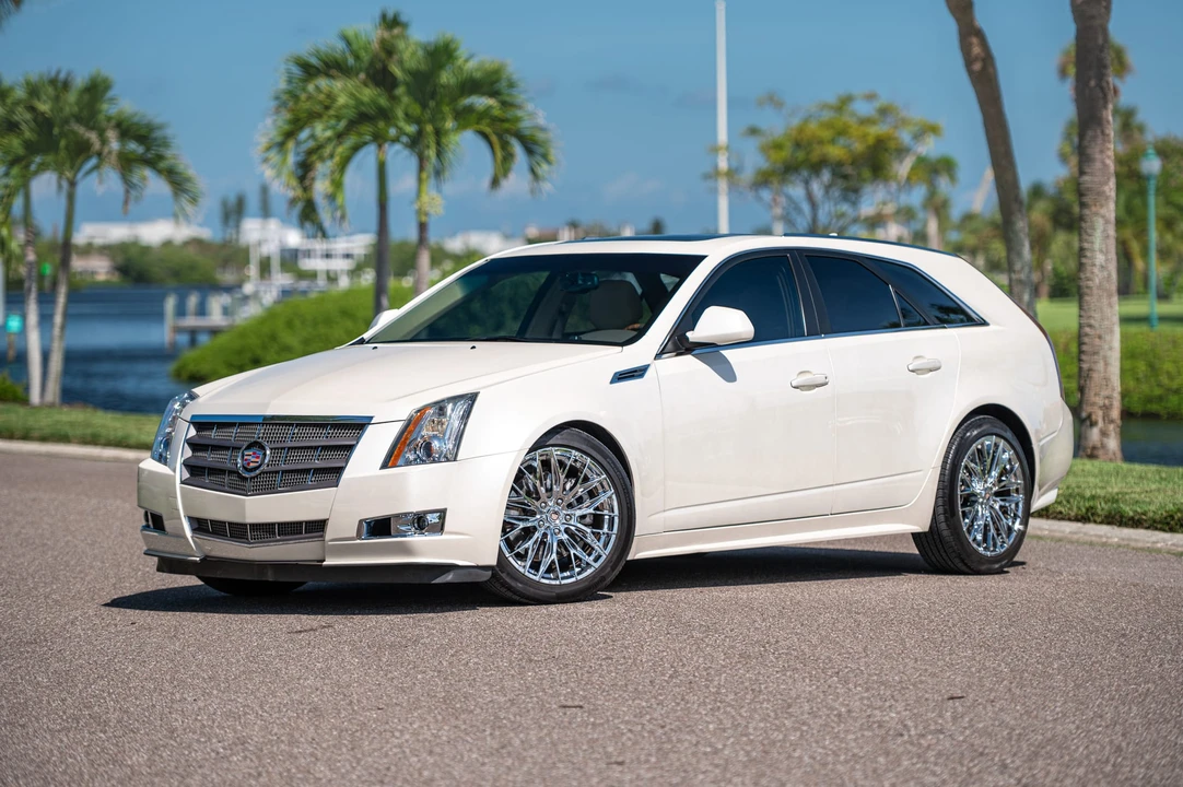 2010 Cadillac CTS-V 2nd Gen - Image 11 of 31