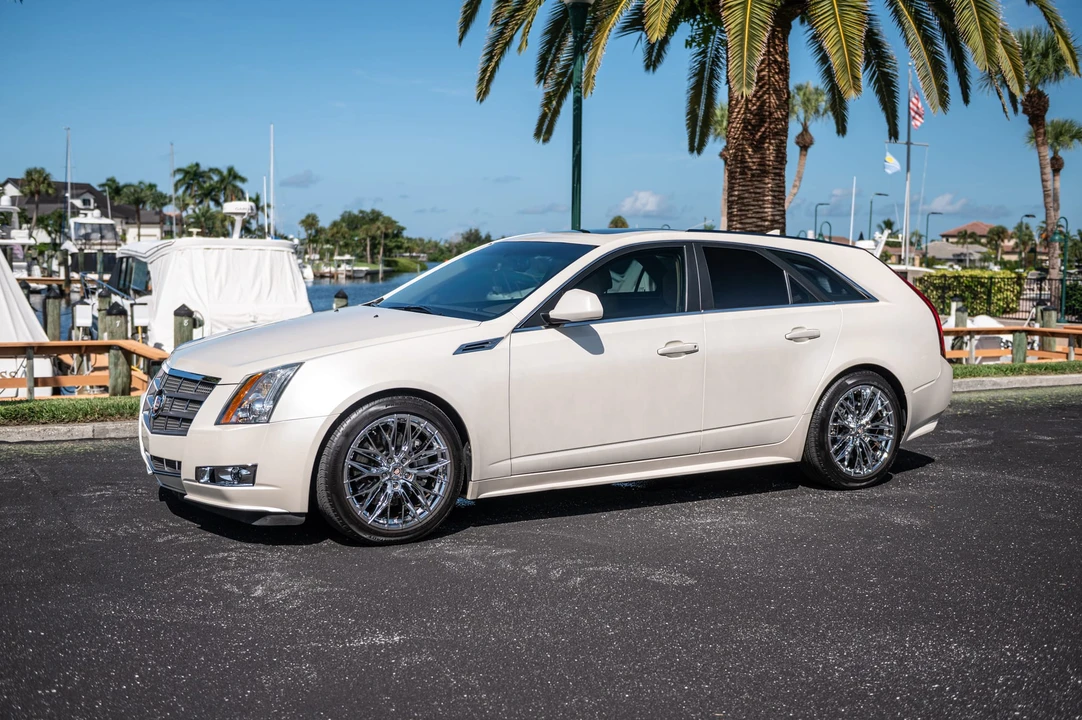 2010 Cadillac CTS-V 2nd Gen - Image 14 of 31