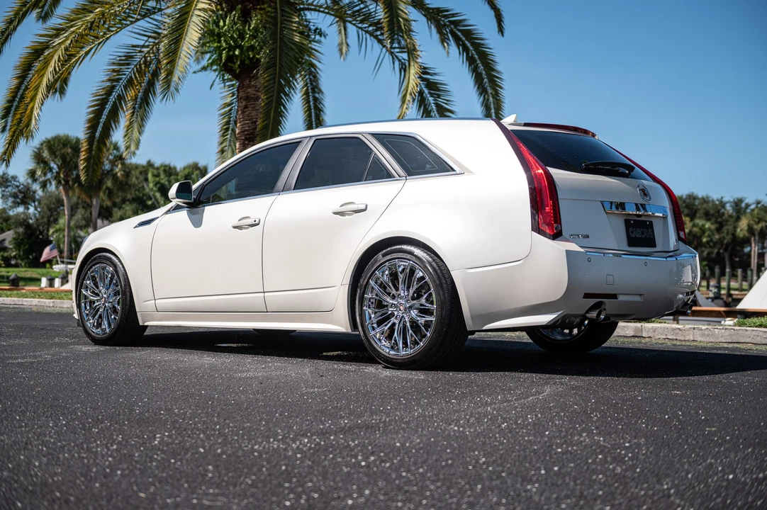 2010 Cadillac CTS-V 2nd Gen - Image 18 of 31