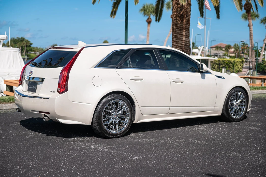 2010 Cadillac CTS-V 2nd Gen - Image 30 of 31