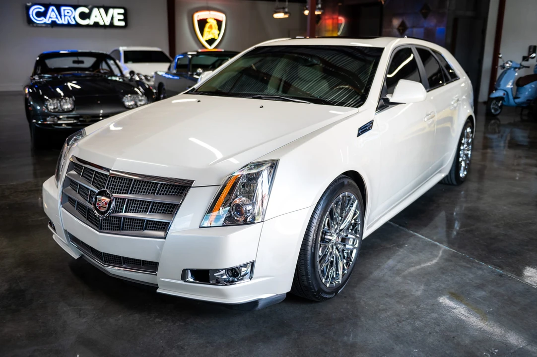 2010 Cadillac CTS-V 2nd Gen - Image 3 of 31