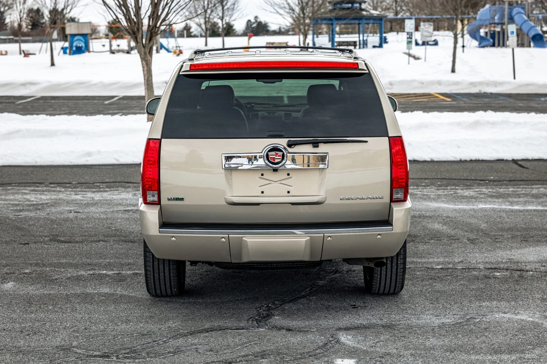 2010 Cadillac Escalade & EXT 3rd Gen - Image 20 of 31