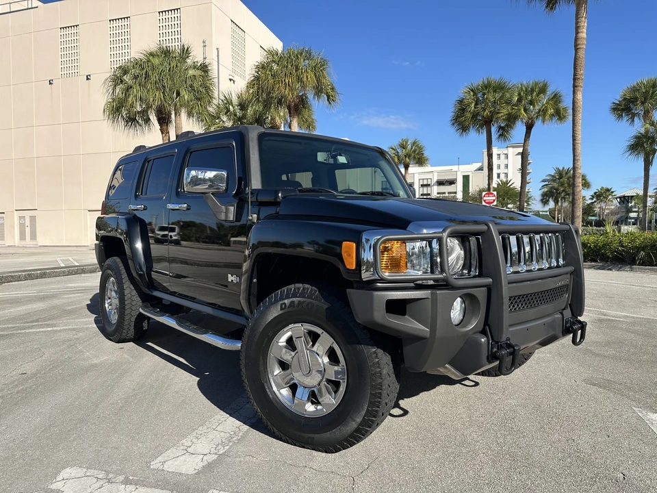 2010 Hummer Hummer H3 - Image 12 of 31