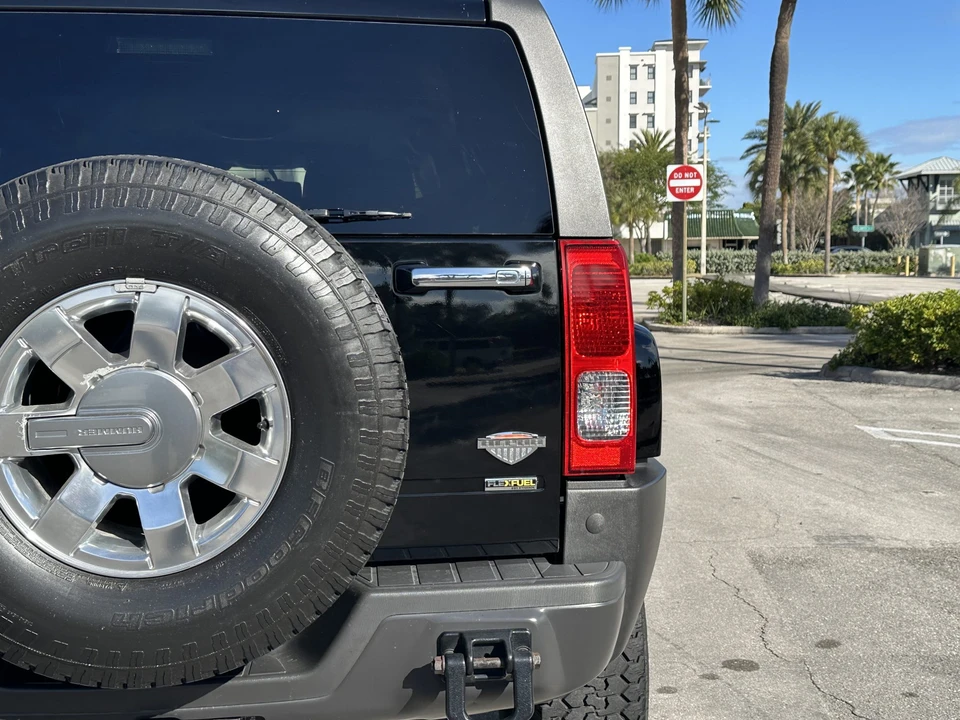 2010 Hummer Hummer H3 - Image 25 of 31