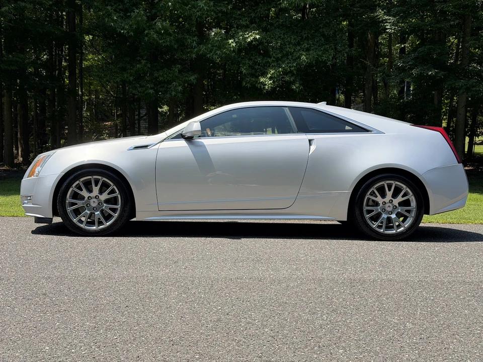 2011 Cadillac CTS 2nd Gen - Image 19 of 31