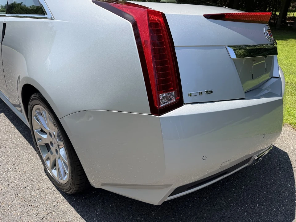 2011 Cadillac CTS 2nd Gen - Image 27 of 31