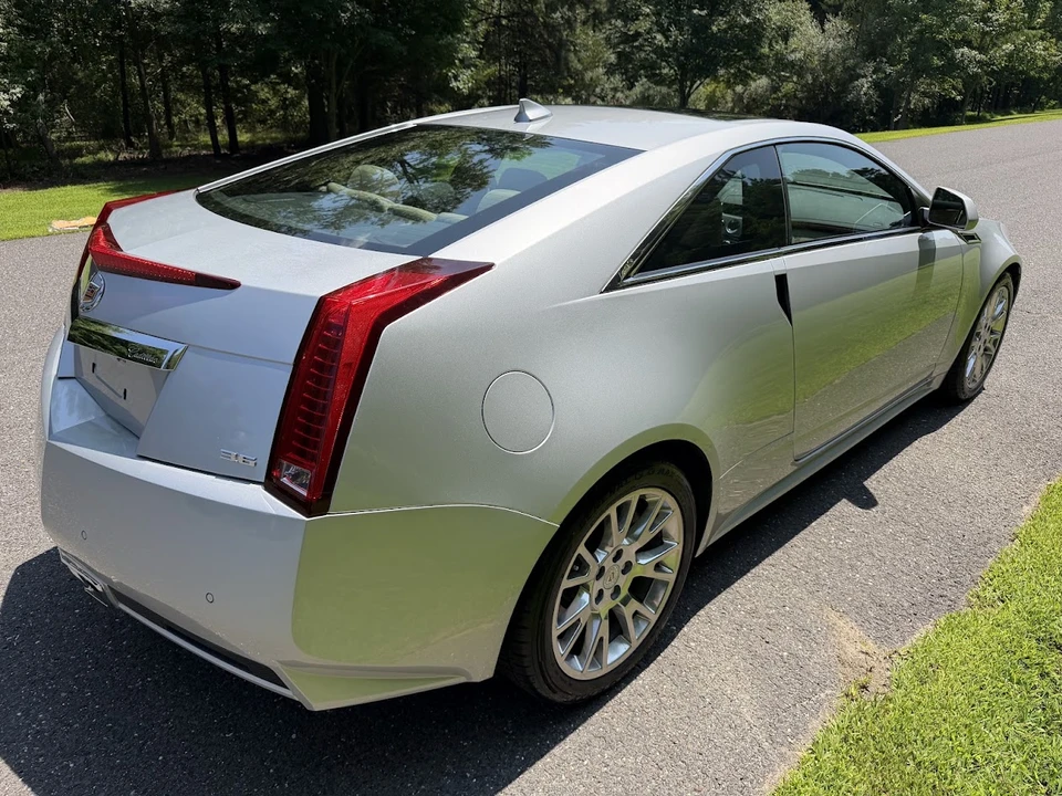 2011 Cadillac CTS 2nd Gen - Image 11 of 31
