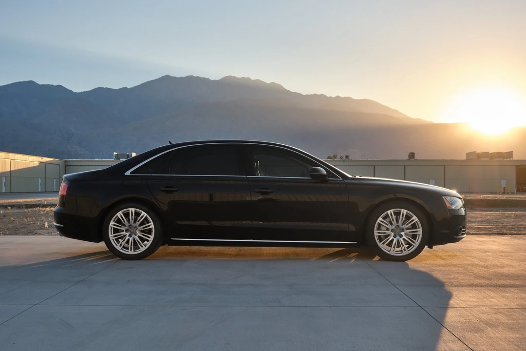 2012 Audi D4 A8 - Image 8 of 31