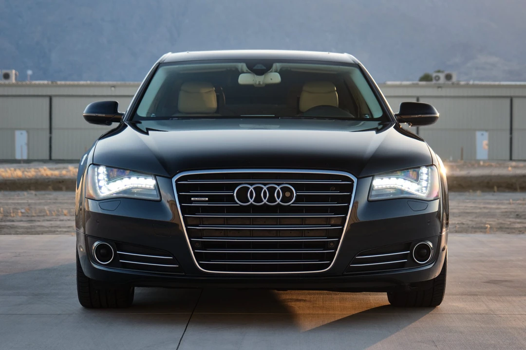 2012 Audi D4 A8 - Image 4 of 31